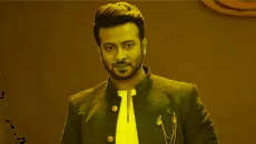 চিত্রনায়ক শাকিব খানের ব্যাংক হিসাব তলব করেছে এনবিআর