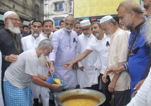শহদী প্রেসিডেন্ট জিয়াউর রহমানের ৪১ তম শাহাদাৎ বার্ষিকী উপলক্ষে গলাচিপা ১৩ নং ওয়ার্ড বিএনপি যুবদল ও ছাত্রদলের উদ্যোগে রান কারা খাবার বিতরণ