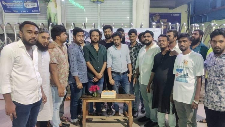 পদ্মা সেতু উদ্ভোধন অনুষ্ঠান উপলক্ষে শেখ রাসেল পার্ক ও চাষাড়ায় আতশবাজি