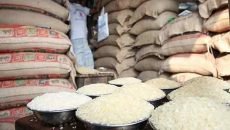 চালের বাজার মজুতদারদের কব্জায়