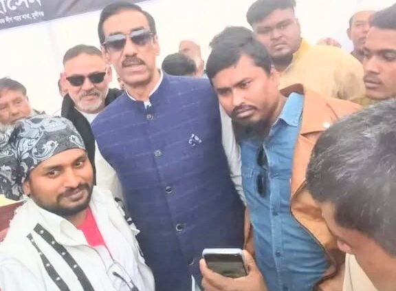 চাঁদাবাজ সোহেল গ্রেপ্তার,মিশ্র প্রতিক্রিয়ায় দুই জেলার পুলিশ