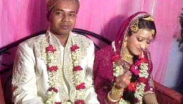 খানঁপুরে বৌ নাগিনী মুনার কথায়,ভাই বোনের সম্পত্তি আত্মসাৎ !