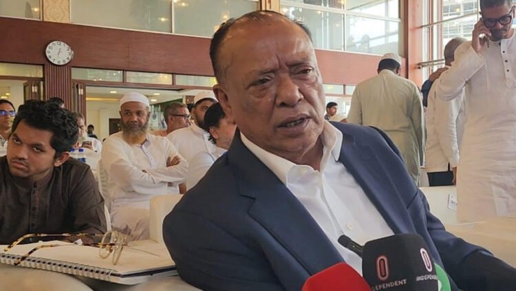 খালেদা জিয়া সুস্থ আছেন, তিনি নির্বাচন করবেন : আবদুল আউয়াল মিন্টু